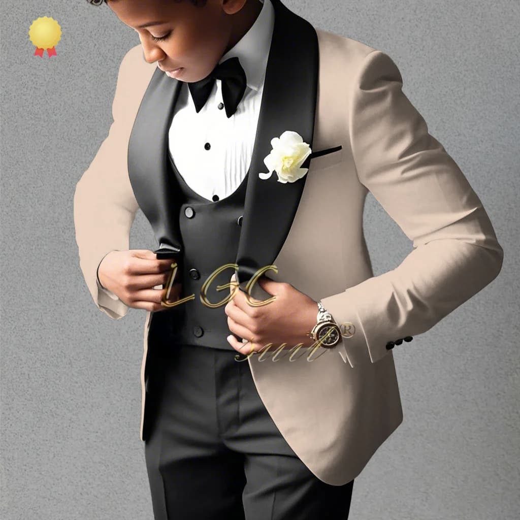 Costume 3 pièces beige pour garçons, coupe classique moderne et confortable, idéal pour les mariages