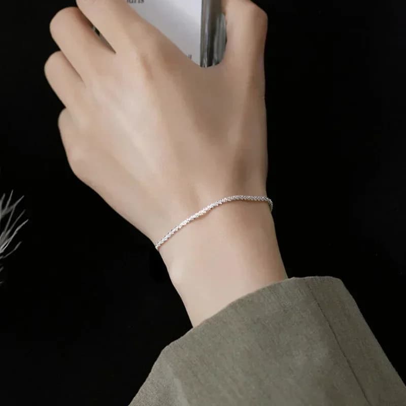 Collier ras du cou en chaîne de clavicule pour femmes, couleur argent scintillant, bijoux sur le cou