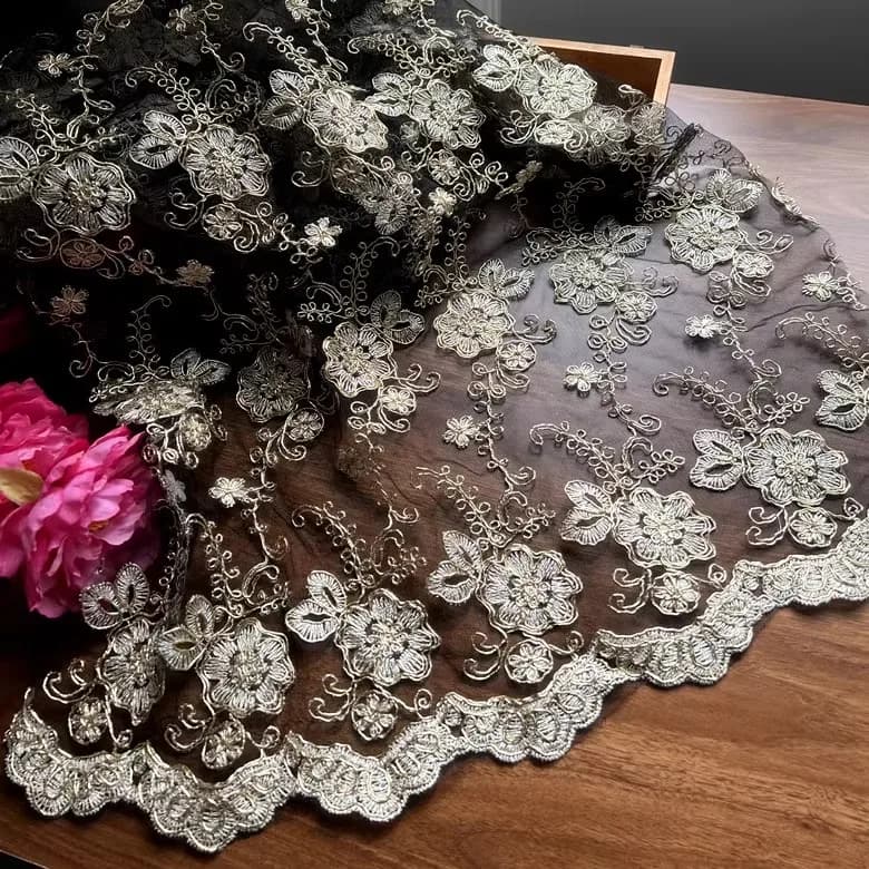 Tissu en dentelle brodée d'os de voiture en maille, bricolage, noir et or, vêtements haut de gamme, 
