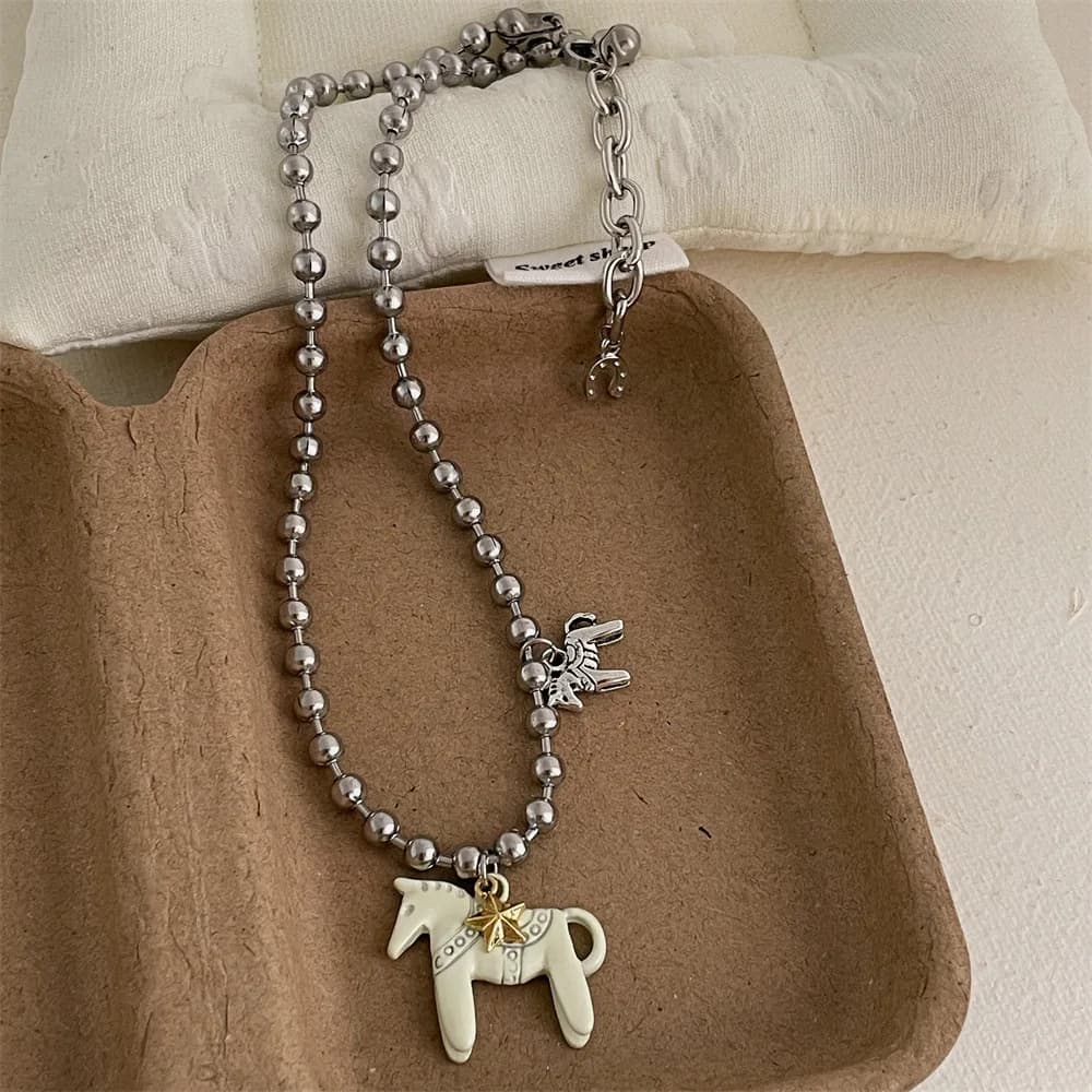 LATS blanc noir vert bleu rose couleur émail Colt cheval pendentif colliers pour femmes argent plaqu