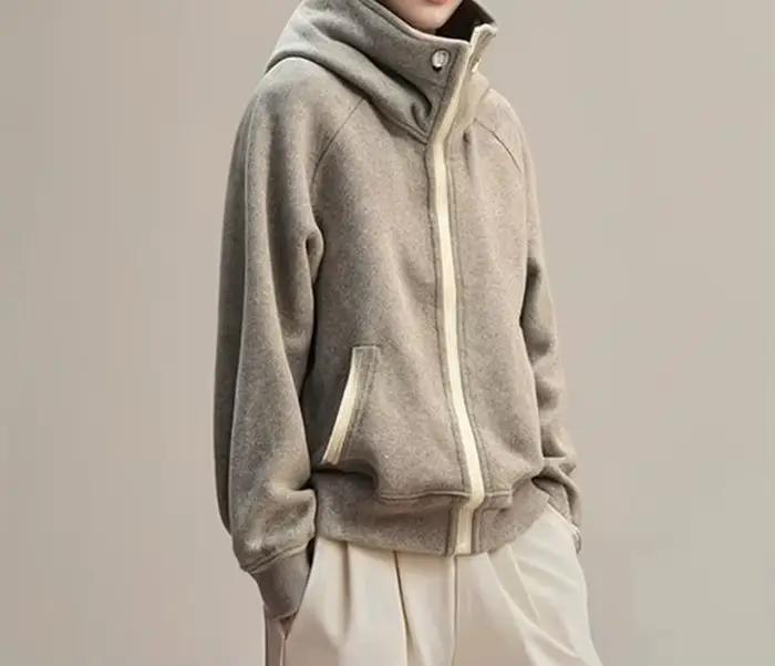 Nouveau pull à capuche court gris style baseball pour femme, collection printemps-automne 2026