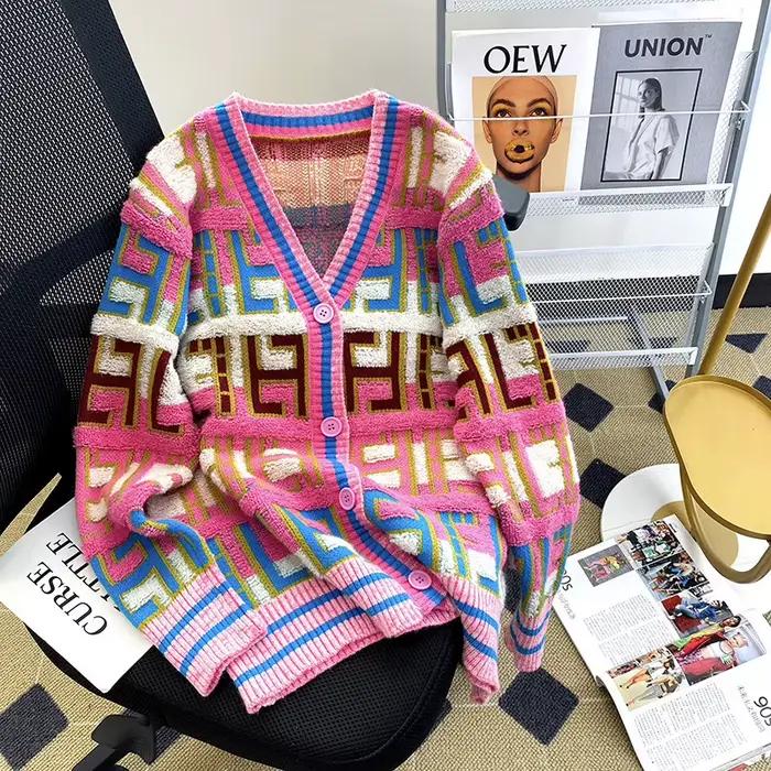 Pull en tricot arc-en-ciel à col en v pour femme