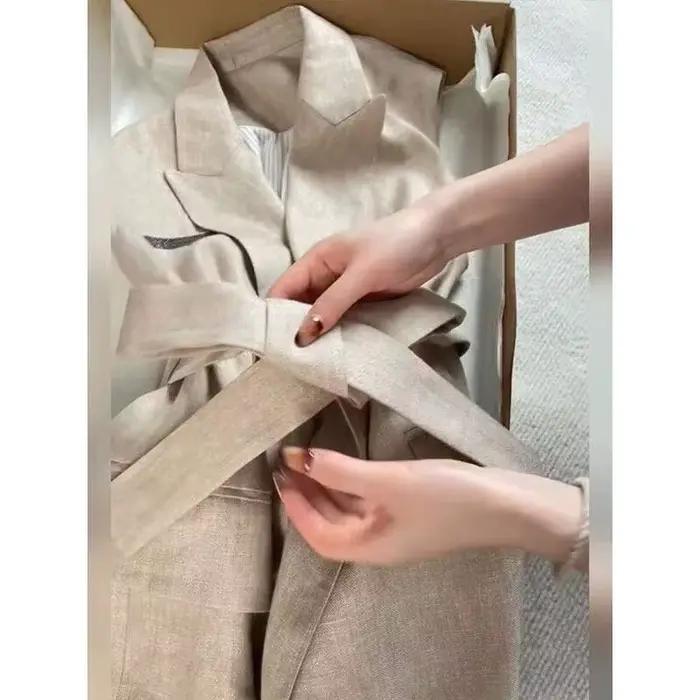 Gilet froncé à la taille en lin blanc pour femmes décontracté et polyvalent pour les occasions estivales et urbaines