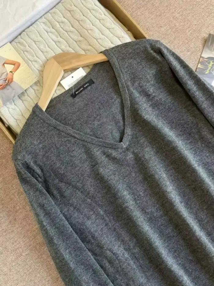 Pull gris à col en V pour femme, style streetwear vintage chic Y2K, automne-hiver, confortable et élégant, tricoté en coton et élasthanne, idéal pour toutes les occasions