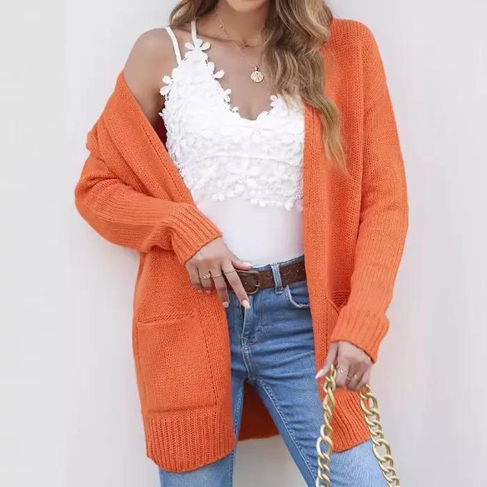 Veste pull mi-longue épaisse et chaude pour femme design orange et rouge high street automne hiver 2025 à offrir pour diverses occasions