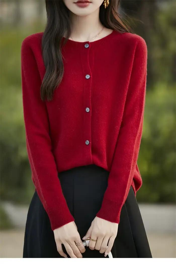 2024 bases automne hiver femmes pull ventes laine mérinos tricots nouvelle mode solide Cardigan classique à manches longues vêtements hauts