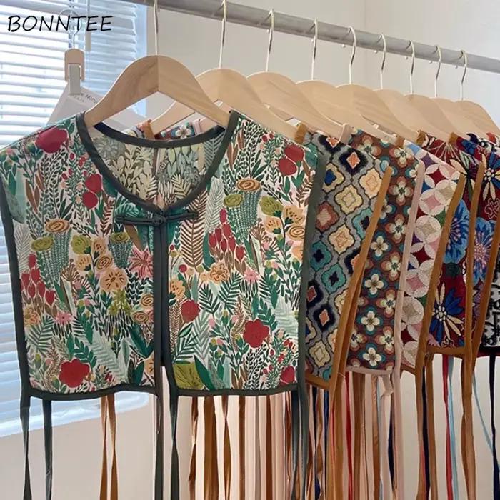 Gilets brodés à lacets pour femmes
