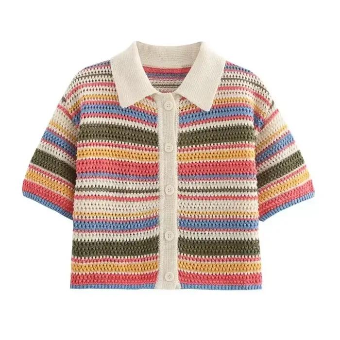 Pull court rayé en tricot au crochet pour femme