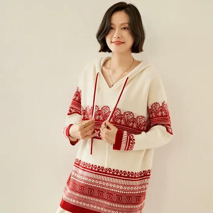 Pull en cachemire à capuche pour femme