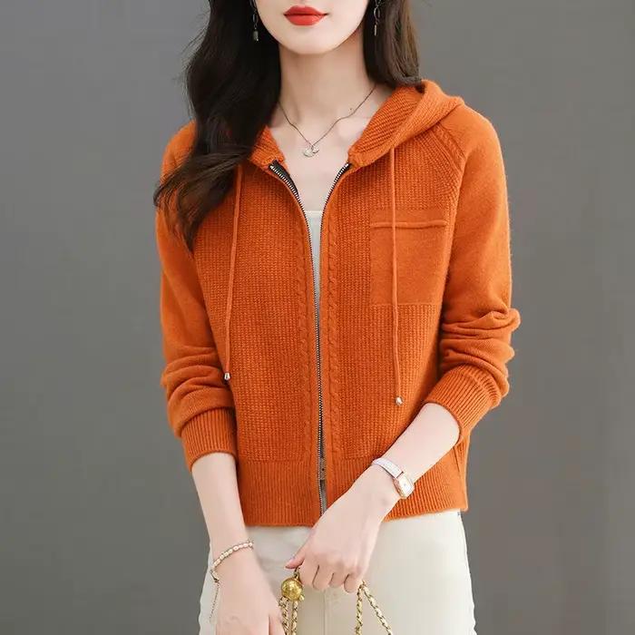 Cardigan tricoté à capuche rouge Rose pour femmes