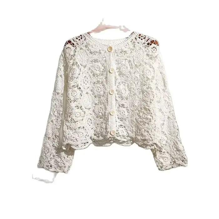 Cardigan en coton et dentelle pour femme