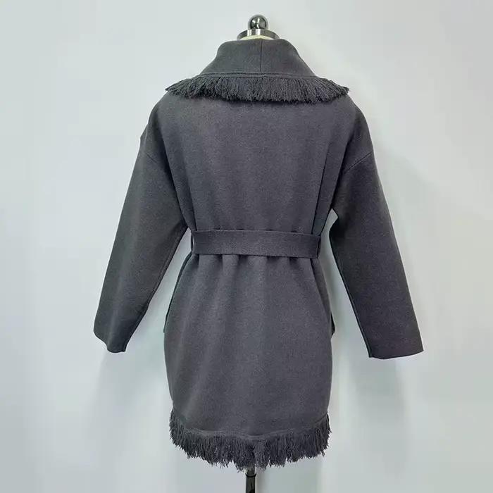 Cardigan long en tricot de laine à franges pour femme