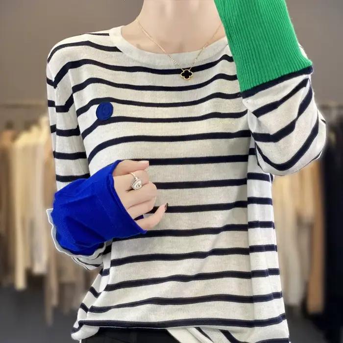 Pull rayé à col rond en laine pure pour femmes