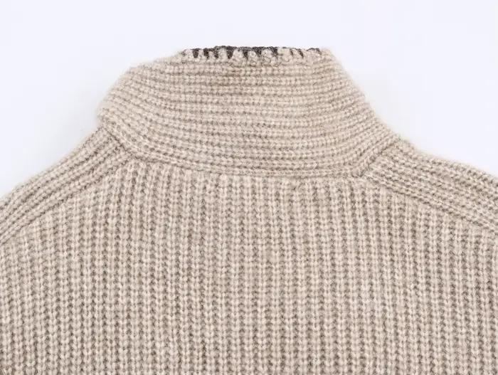 Pull tricoté à manches longues et col montant pour femme