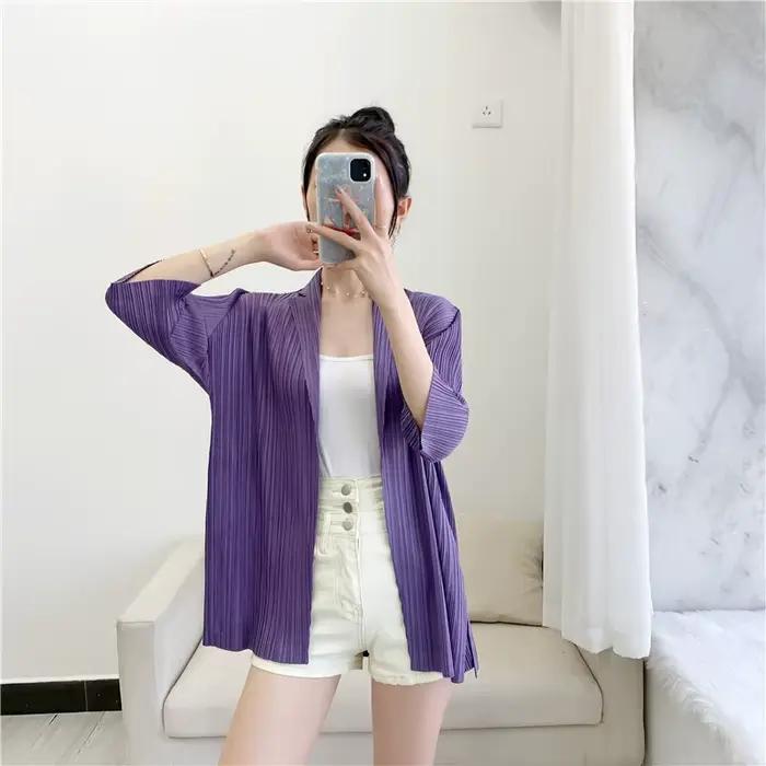 Hauts T-shirts Cardigan Miyake Plissé Unisexe Taille Unique pour Femmes Occasions Spéciales Doux Leger Élégant