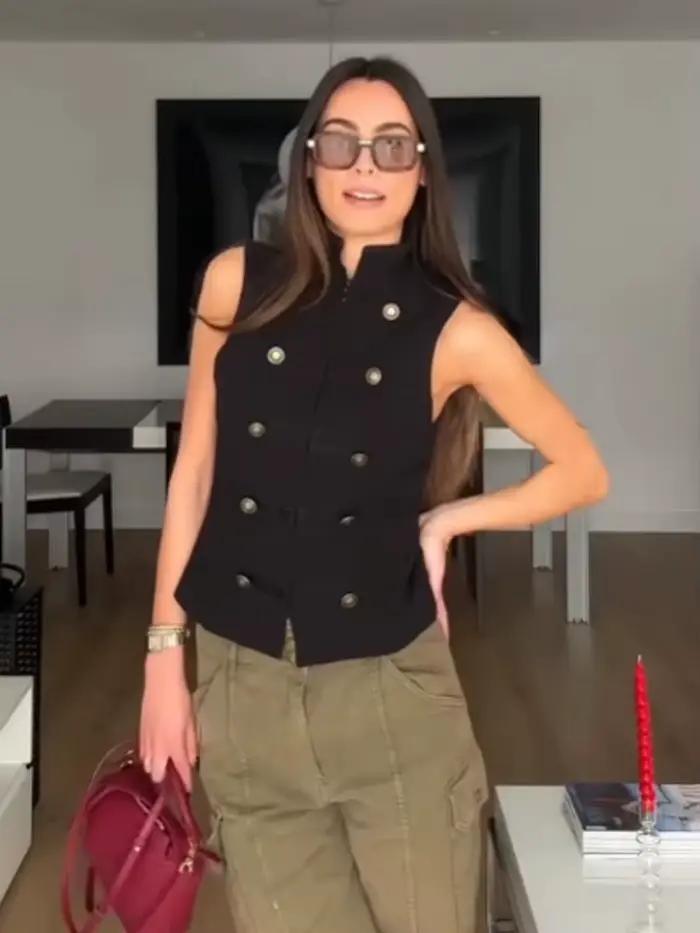 Gilet femme élégant et polyvalent à col montant et boucle en corde style rétro boutons en laiton tendance urbaine décontractée pour été