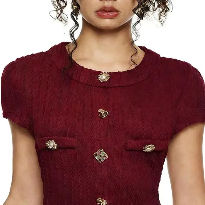 Nouveau cardigan en maille bordeaux rétro élégant de style européen et américain 2026 - Haut ajusté à manches courtes