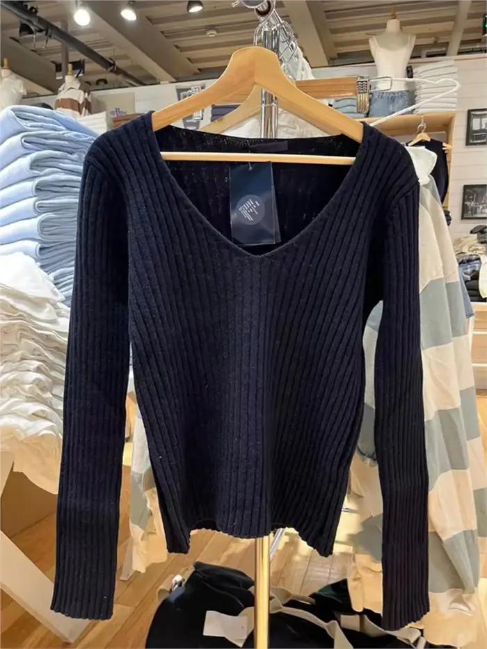 Pull en tricot beige doux pour femmes
