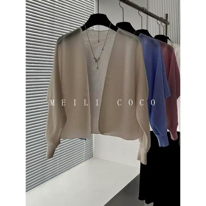 Cardigan Plissé Miyake pour Femme Élégant, Décontracté, Unicolore, Coupe Amples et Courtes Occasions Spéciales Printemps Et Été
