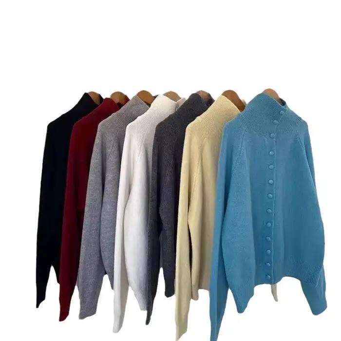 Cardigan tricoté à col haut pour femmes