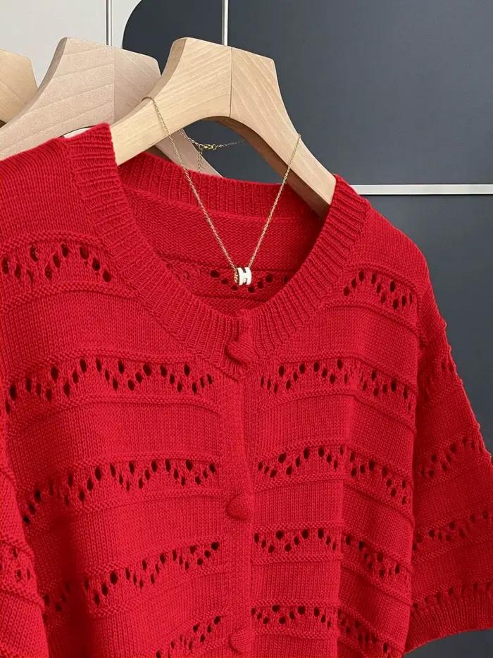 Cardigan en tricot acrylique rouge ajouré pour femme, style mode, col rond, s'adapte à différentes tailles, pour les chaudes journées d'été et les occasions spéciales