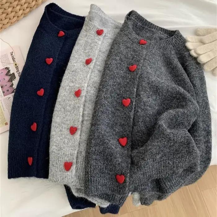 Cardigan tricoté en laine polyester gris foncé pour femmes automne hiver ajustement mince confortable et élégant pour toutes les occasions