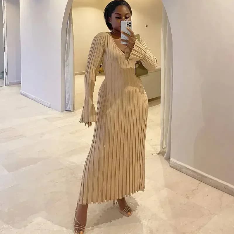 Nouvelles Robes Tricotées 2026 pour Femmes – Robe Longue Plissée Élégante Couleur Unie Col en V Auto