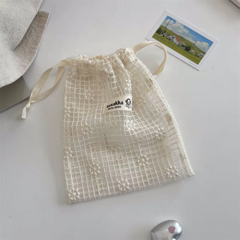 Pochette de rangement en dentelle brodée de fleurs avec cordon de serrage, sacs de voyage pour cosmé