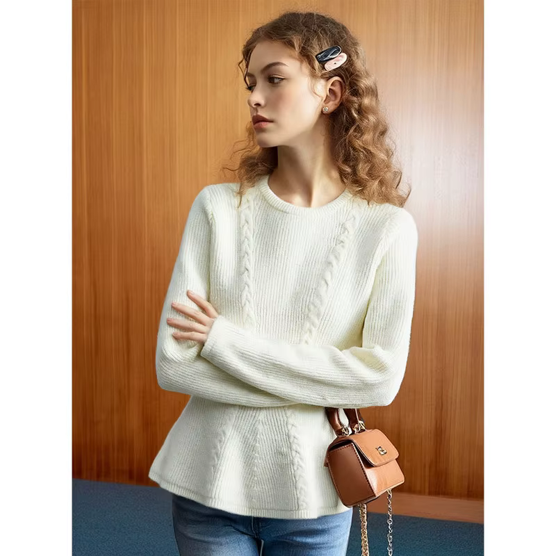 Pull en maille à volants pour femme OLrain, collection hiver 2026, col rond, taille cintrée, style c