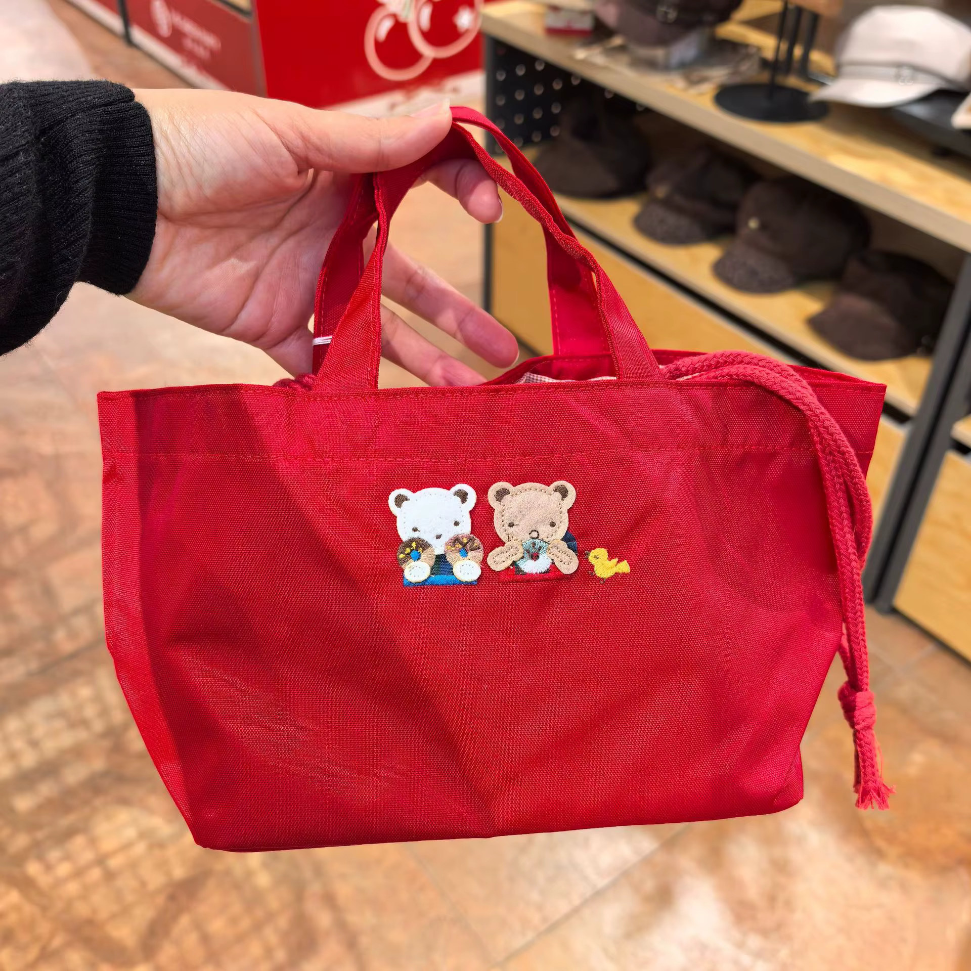 Sac à cordon Familiar 780401, sac fourre-tout brodé grande capacité avec motif ours et lapin de dess