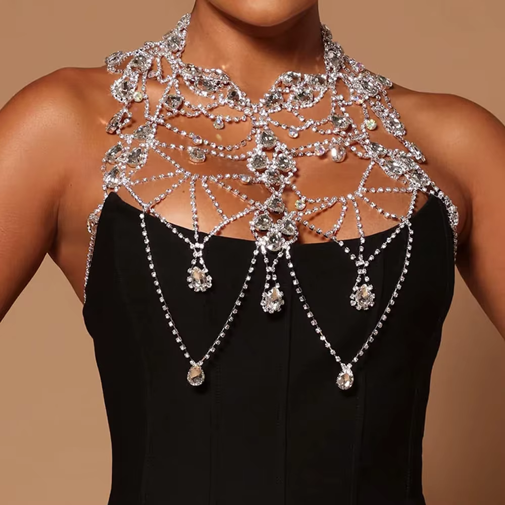Chaîne de poitrine en strass maillée, style européen et américain - Chaîne de poitrine exagérée et u