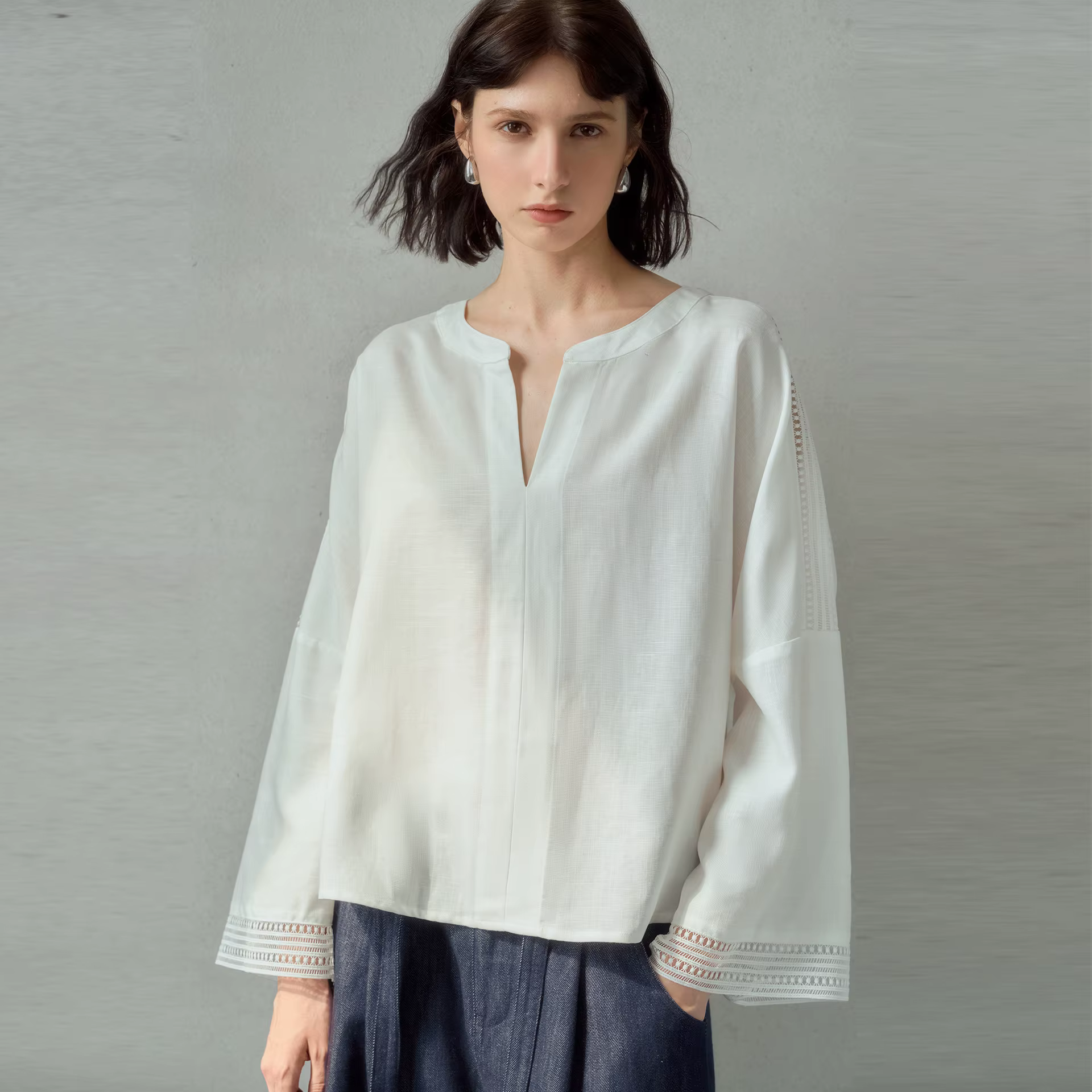 Petit col en v à manches longues pour femmes, nouveau Design creux, haut Simple et atmosphérique, pr