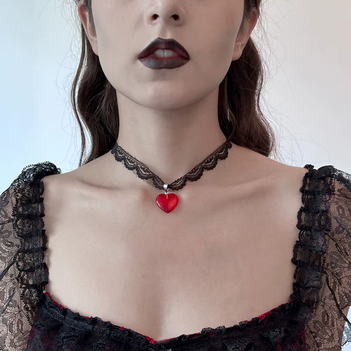 IngeSight.Z-Collier ras du cou gothique en dentelle noire pour femme, pendentif coeur d'amour rouge