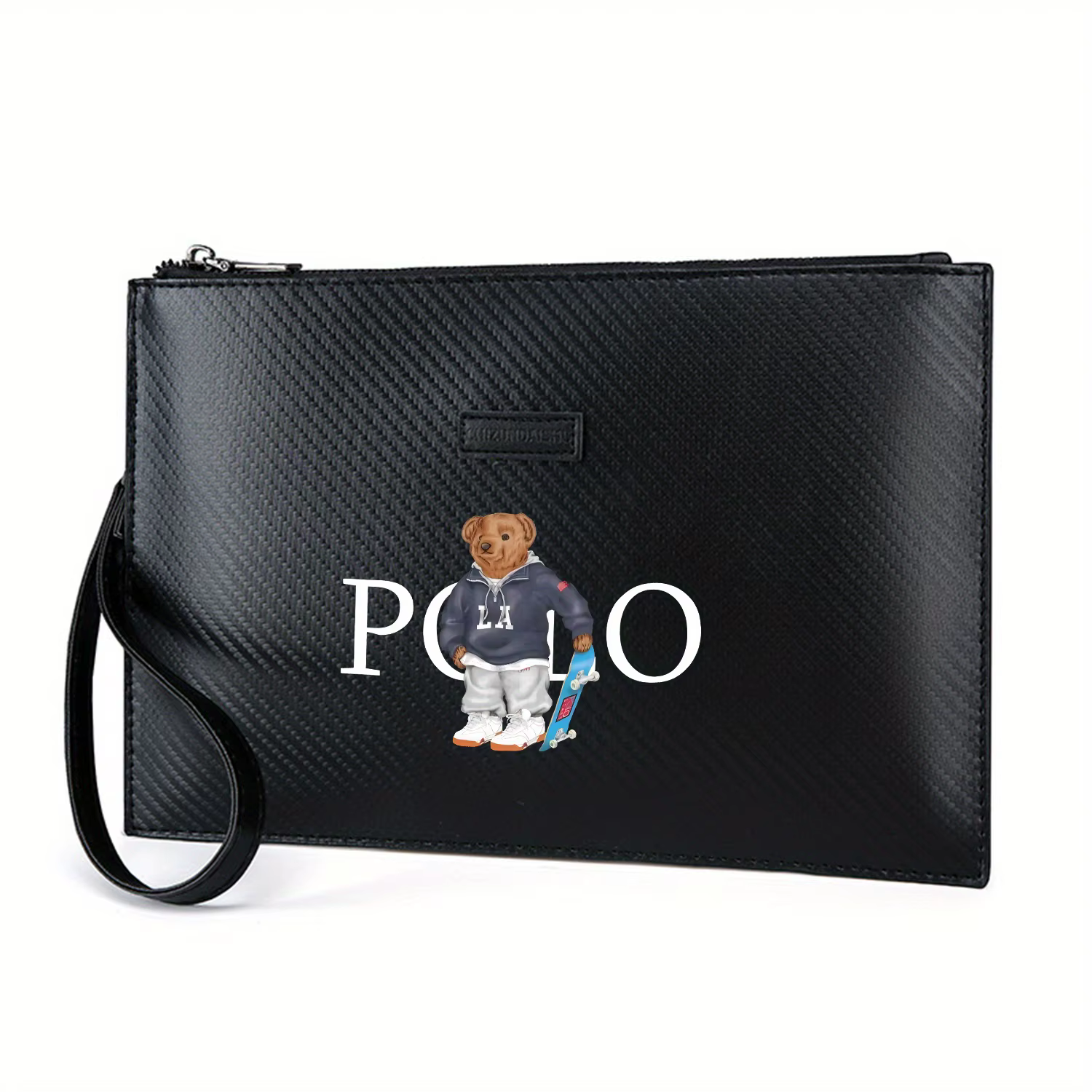 Patrouilleur d'ours portant une sweat à capuche avec logo LA, sac à main élégant imprimé en PU pour
