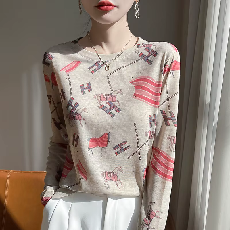 Nouveau pull col rond en soie de mûrier peint à l'encre pour femme, collection Printemps 2026 – Vest