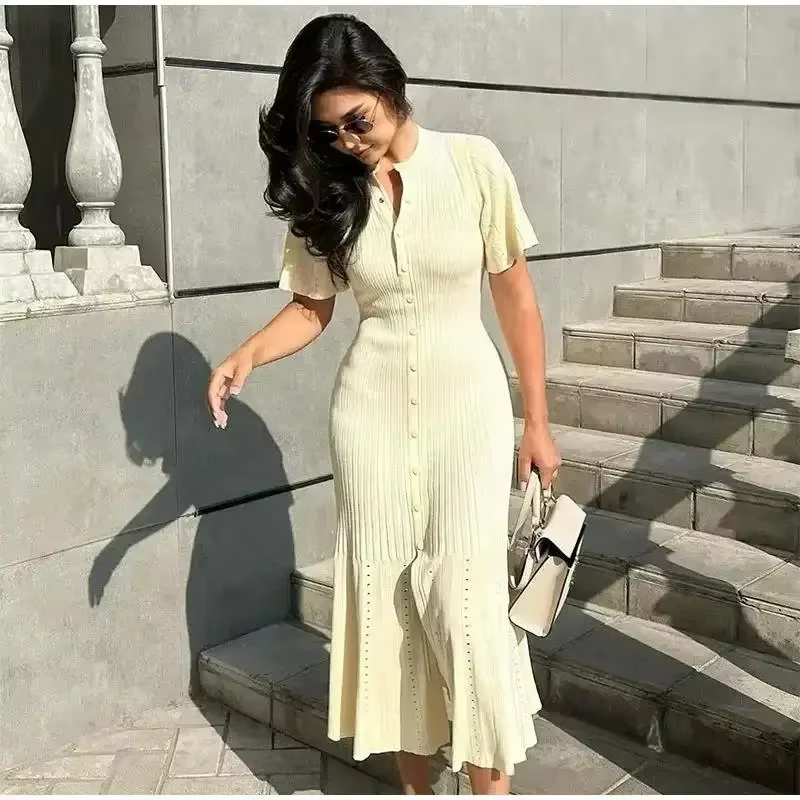 Nouvelle Robe Longue Tricotée Élégante pour Femme, Col Rond, Manches Courtes Unies, Boutonnée, Taill