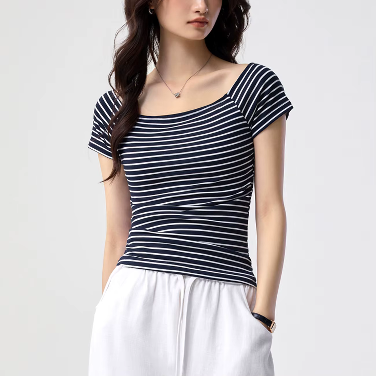T-shirt rayé à col unique et épaules dénudées pour femme, nouvelle collection été, haut à manches co