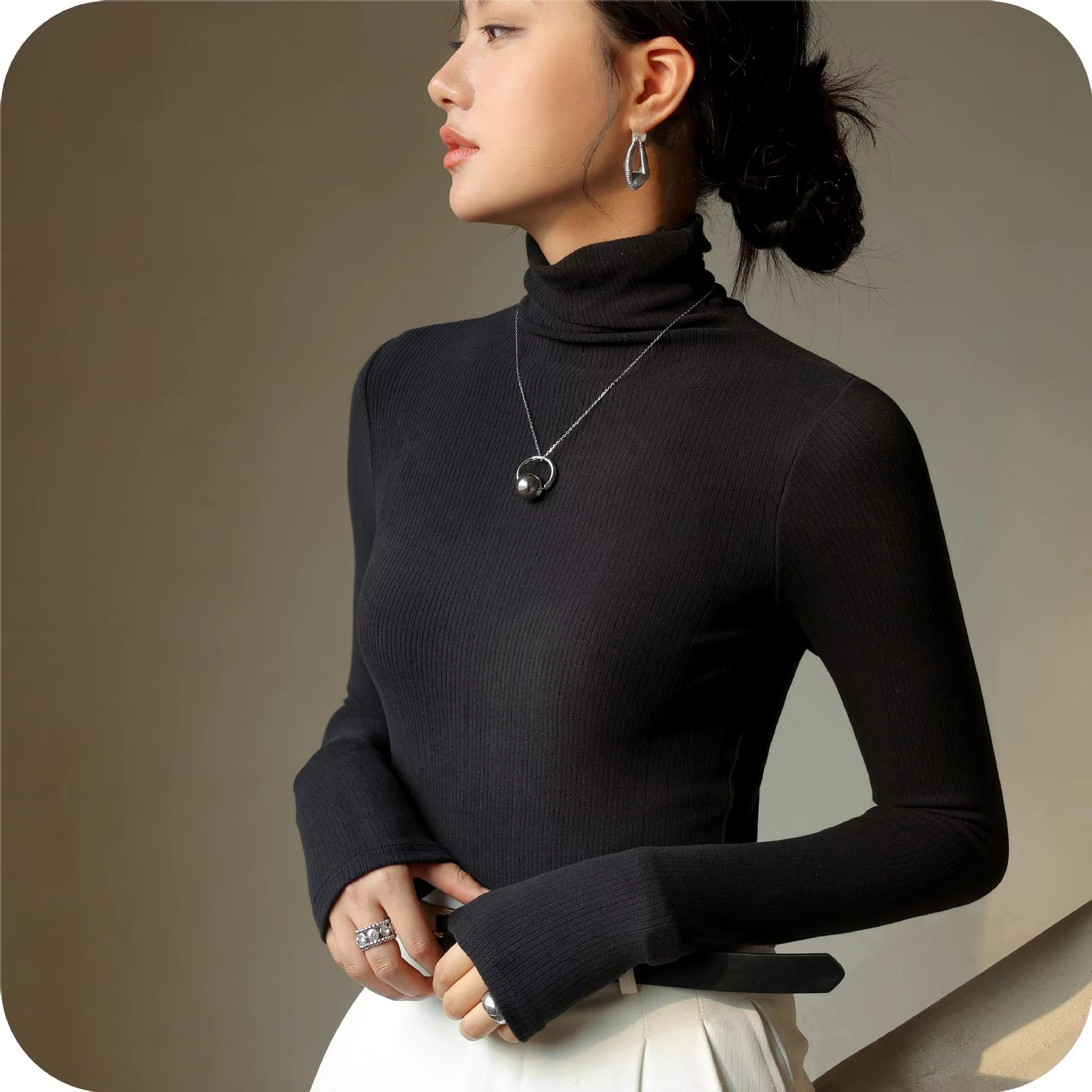 Pull col roulé côtelé blanc élégant pour femme, coupe ajustée, tricoté uni basique, décontracté auto