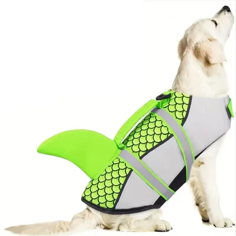 Gilet de sauvetage pour chien requin, flottabilité améliorée, vêtements de natation pour petits chie