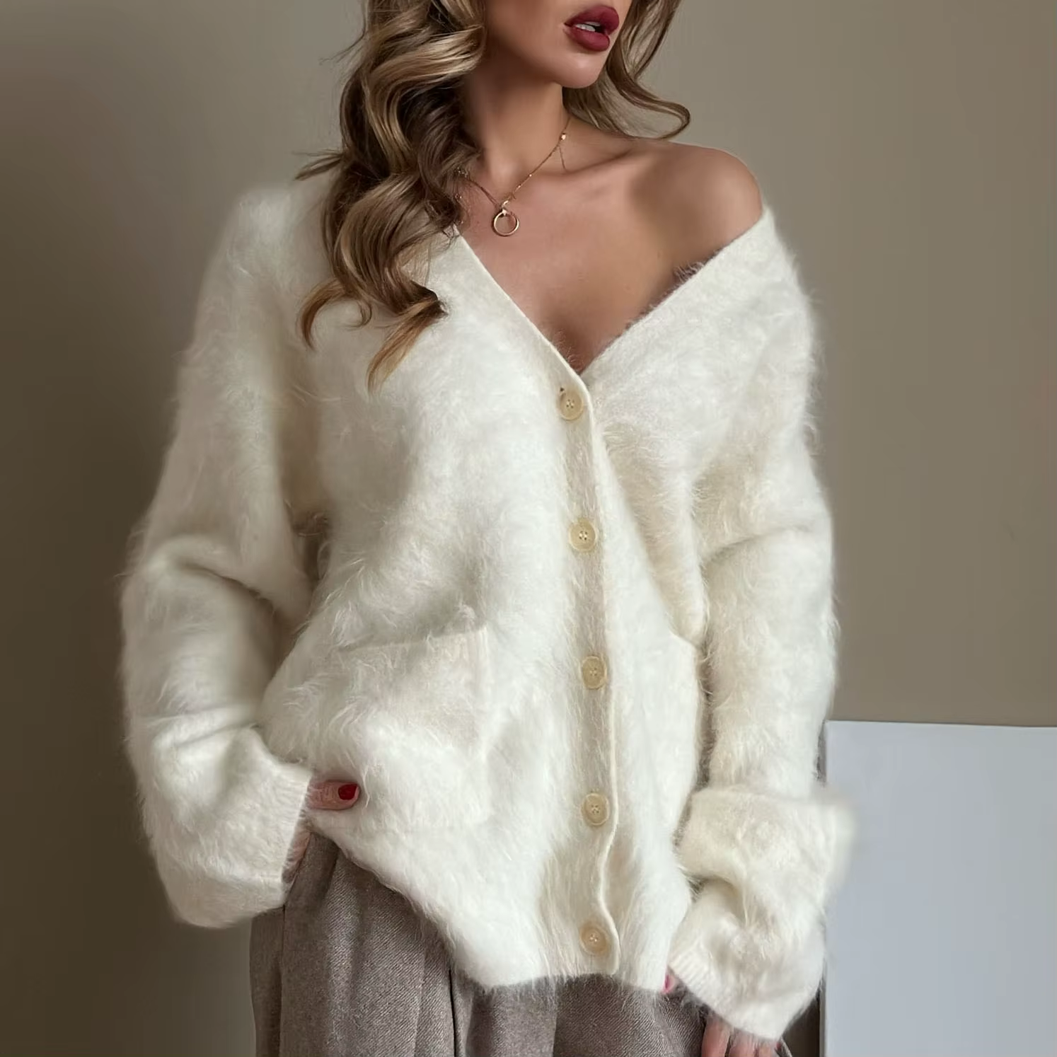 Cardigan à col 2025V, pull tricoté hippocampe multi-boutons pour femme
