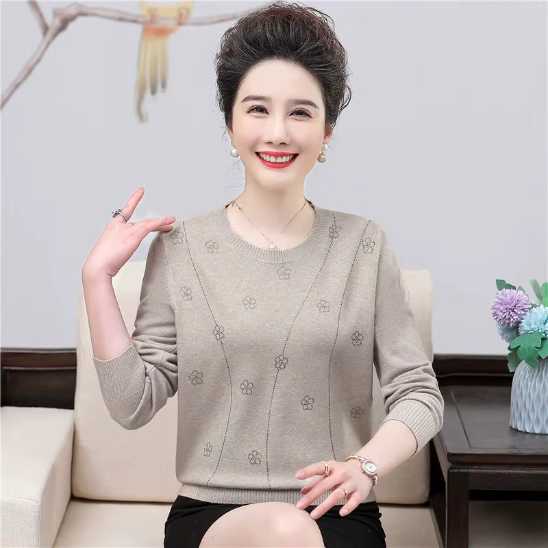 Pull femmes tendances 2025 ample à manches longues tricots hauts moyen âge mère pull Blouse printemp