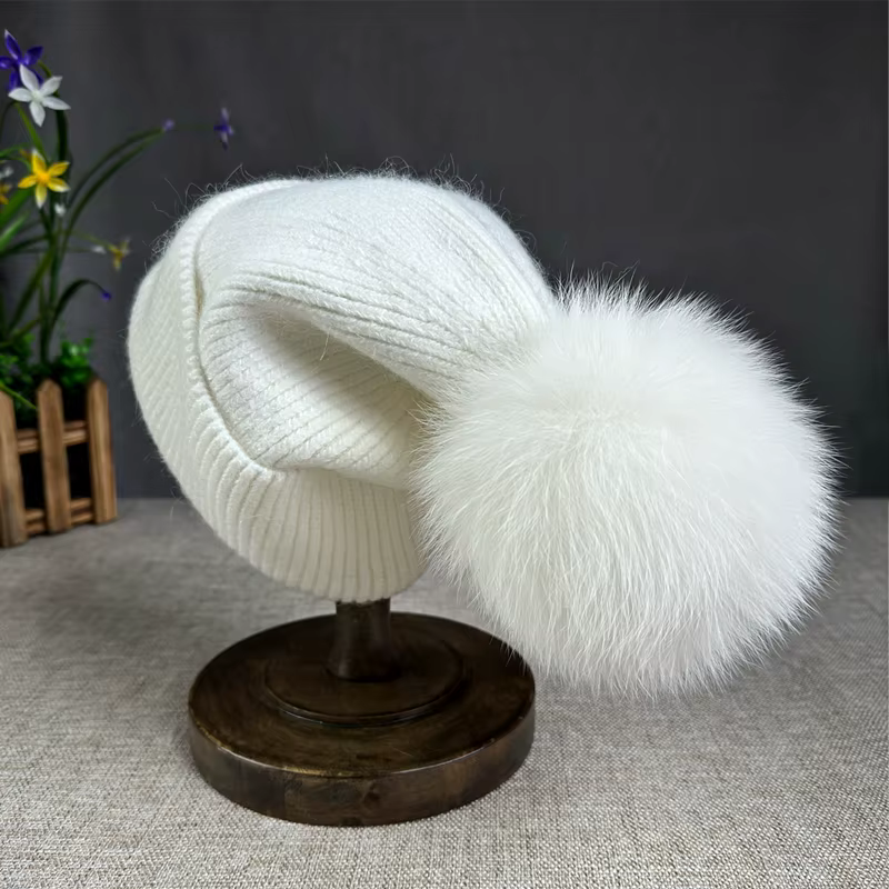 2024 Angora tricot chapeau d'hiver pour enfant femmes moelleux fourrure de renard pompon chapeau bon