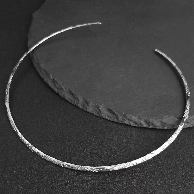 Bague de cou en acier inoxydable pour hommes et femmes, couleur argent, Punk, manchette ouverte, ras