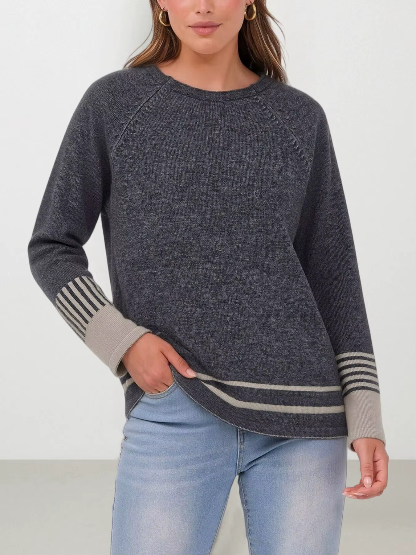 Pull en tricot gris à rayures contrastées pour femme, col rond décontracté, manches longues, style r