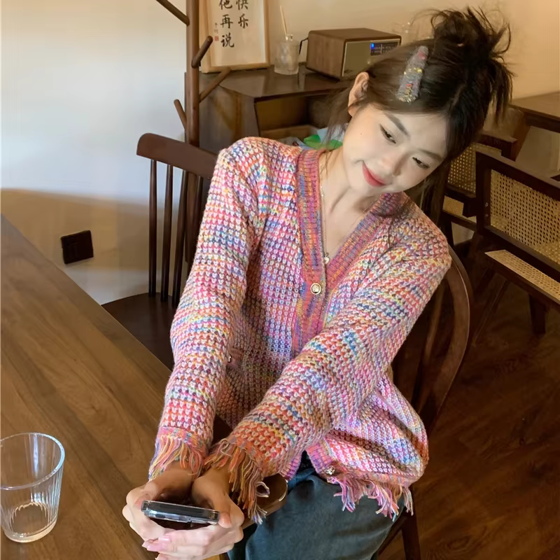 2025 arc-en-ciel pull femmes Cardigan Style doux automne/hiver doux gland à manches longues hauts en