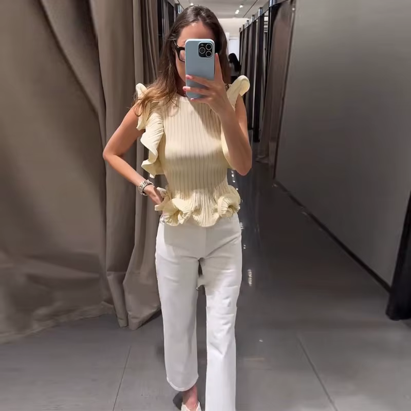 Blouse pull femme en maille côtelée, col montant, sans manches, avec volants aux épaules et taille a