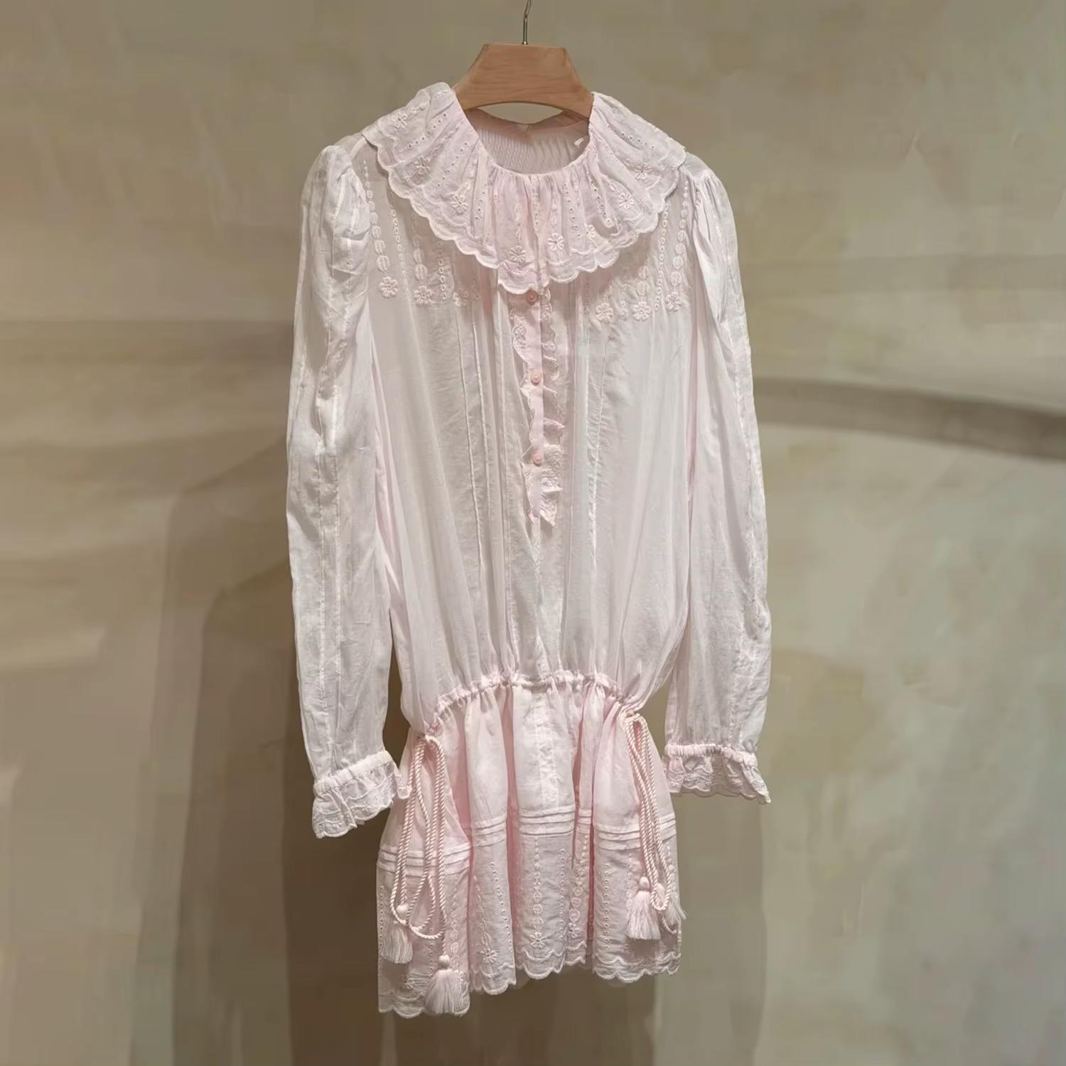 Robe pull rose brodée pour femme, col rabattu, taille élastique, manches longues, mini-robe élégante