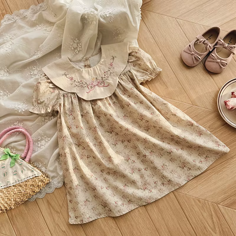 Robe Fille Col Claudine Florale Été 2026 Broderie Fleurie Manches Courtes Jupe Enfant