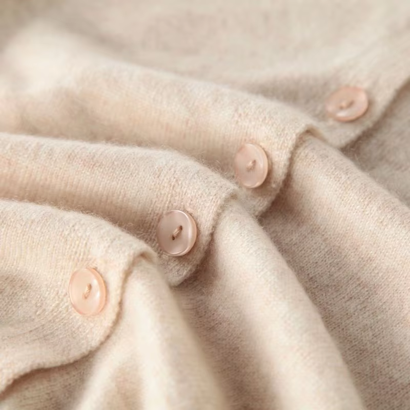 Pull tricoté en cachemire à simple boutonnage pour Femme