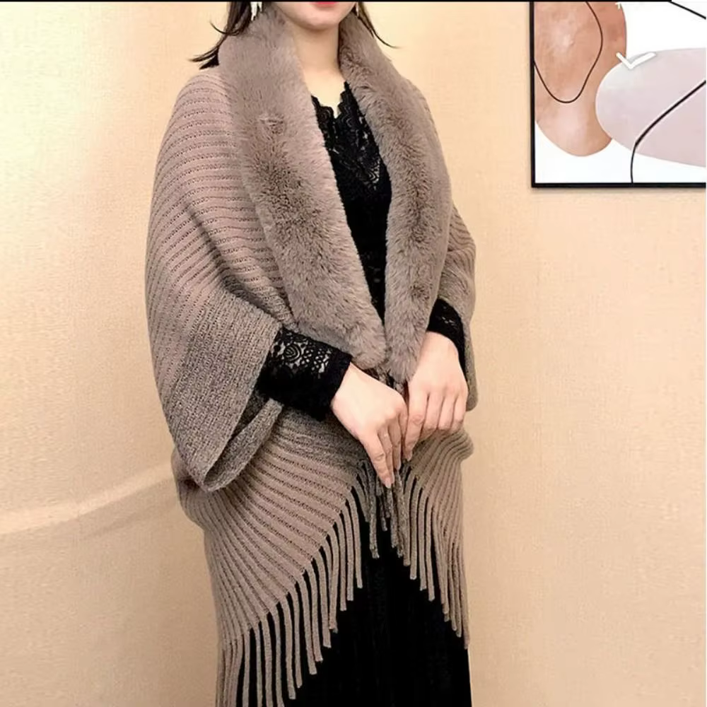 Cape Cardigan à la mode, col en fausse fourrure, enveloppes en peluche, châle tricoté, chaud pour l'hiver